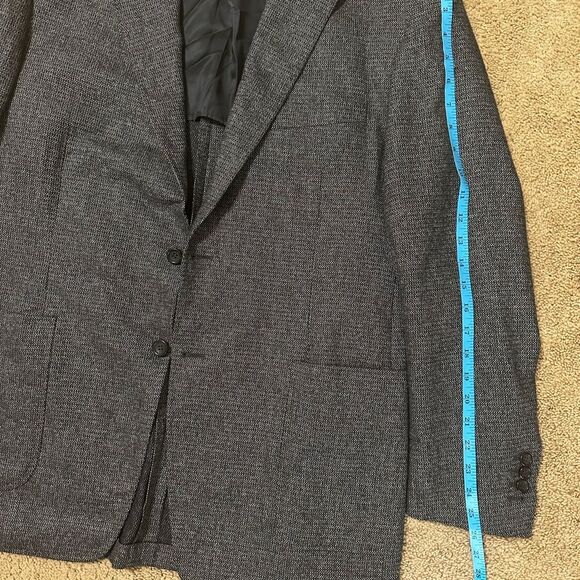 Canali Exclusive Cashmere with Surgeons cuffs - Picture 9 of 9